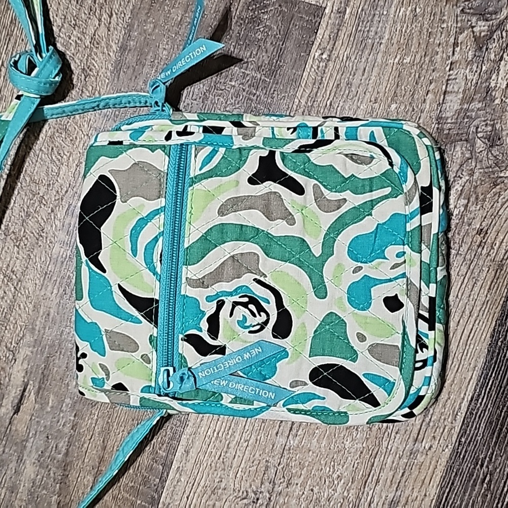 New Direction Small Crossbody - Picture 4 of 10